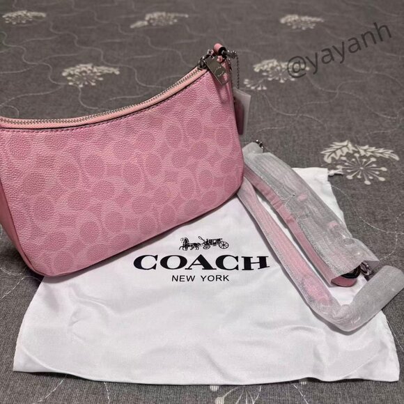 NWT Coach Teri Shoulder Bag In Signature Canvas Dusty Pink - Picture 4 of 6